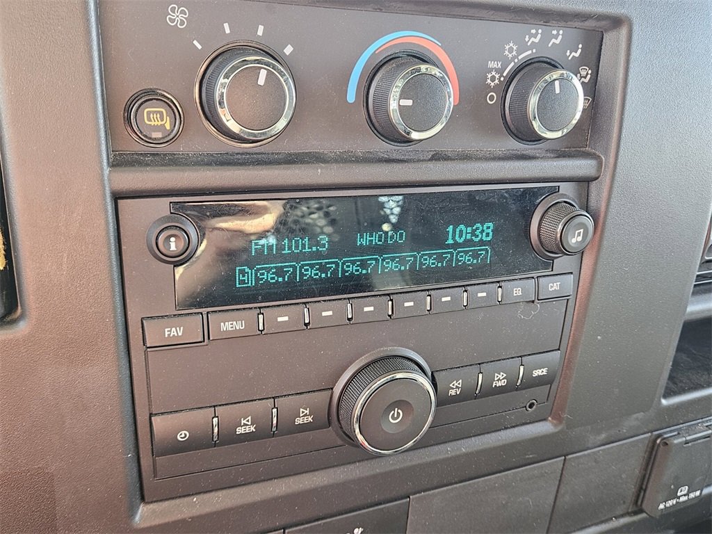 Used 2023 GMC Savana 2500 w/ Driver Convenience Package image 19