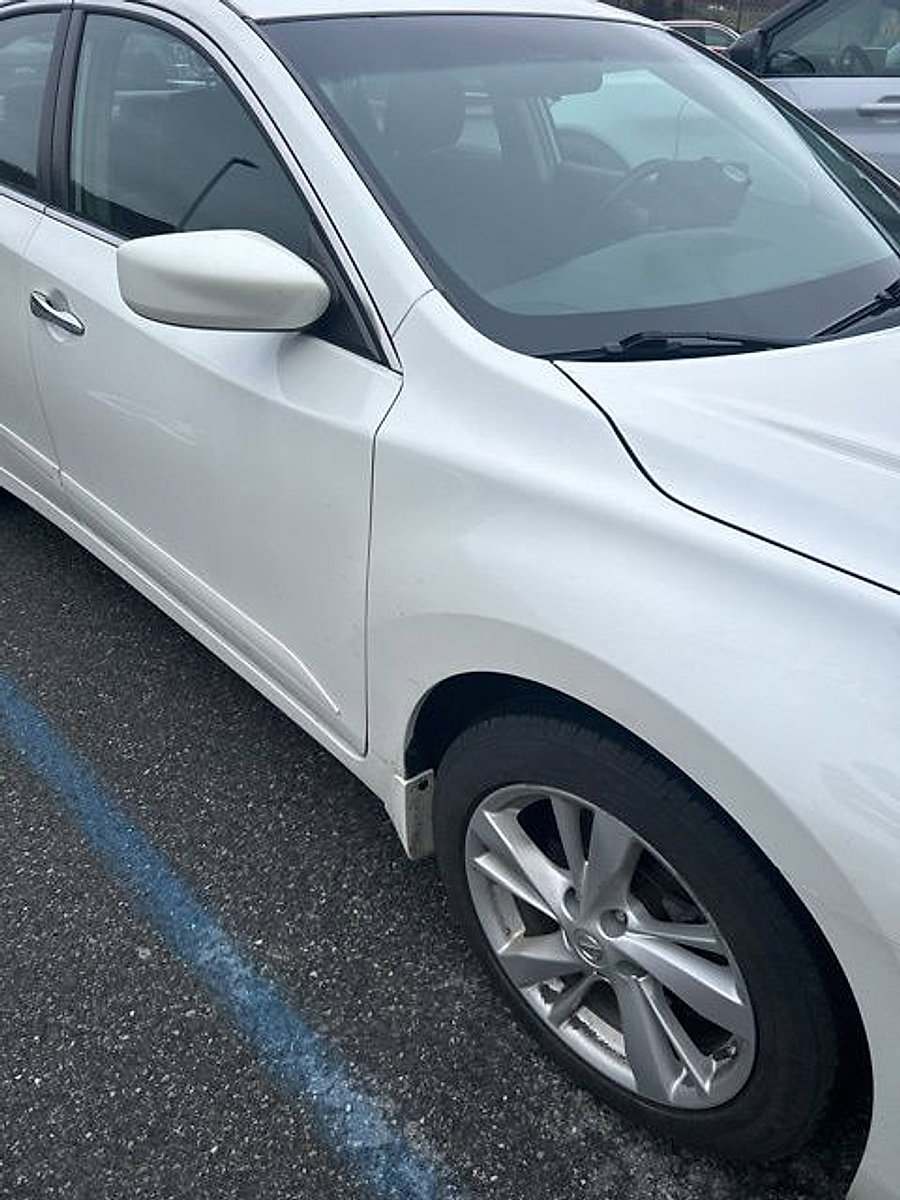 Used 2013 Nissan Altima 2.5 SV image 7