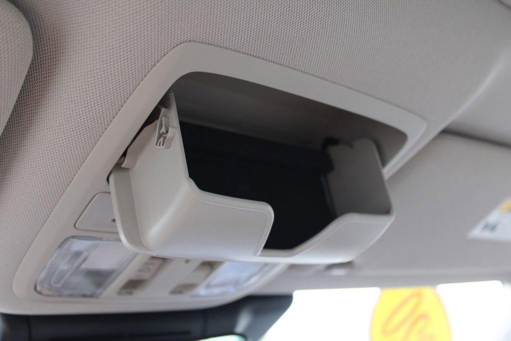 Used 2020 Honda Accord Touring image 46