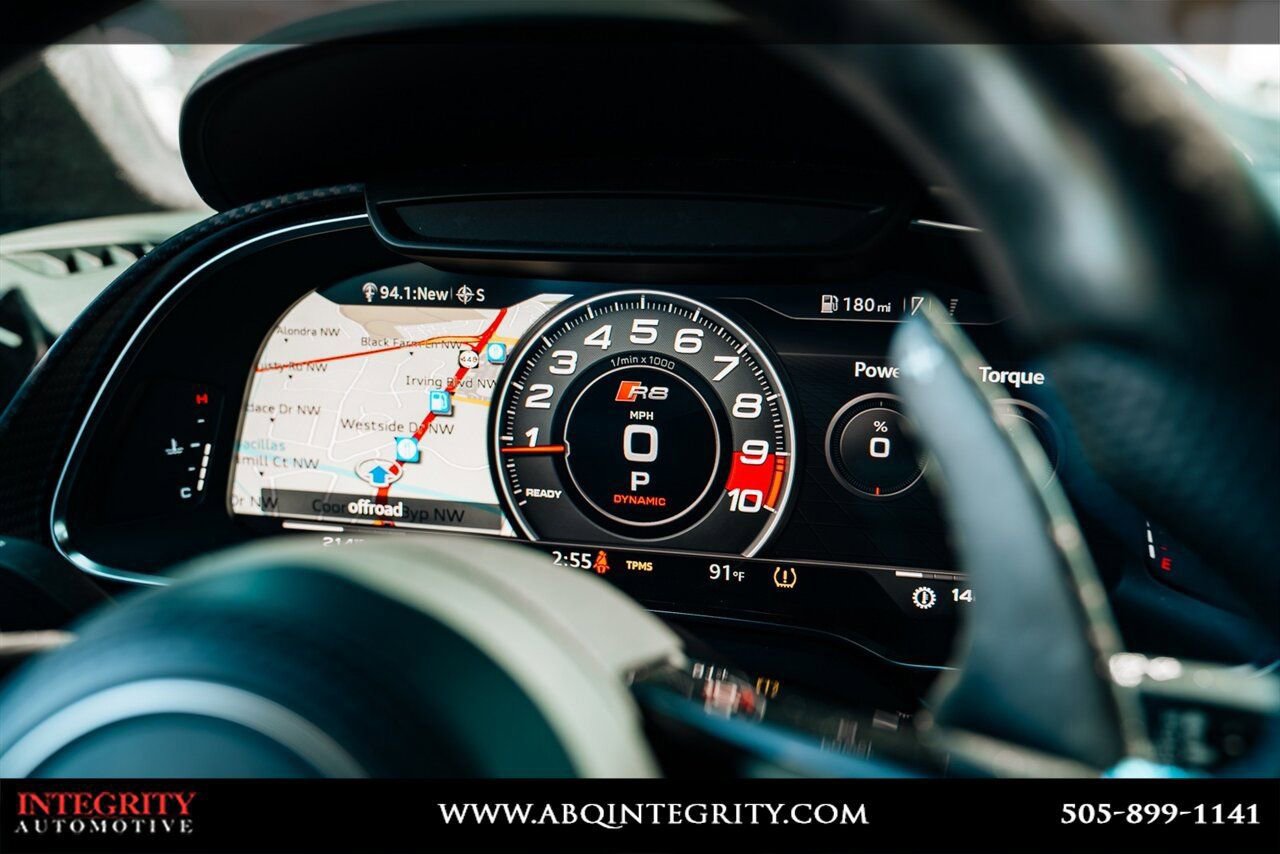 Used 2017 Audi R8 V10 w/ Carbon Exterior Package image 38