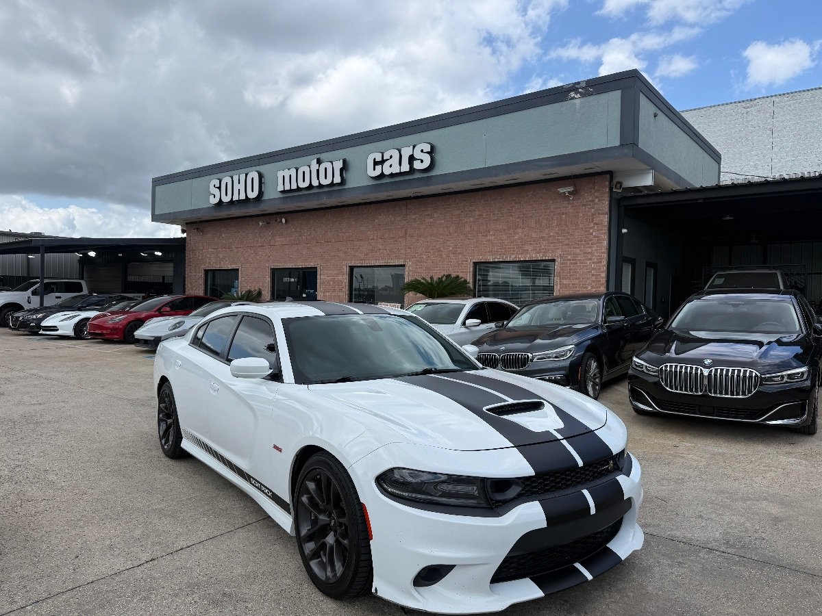 Used 2020 Dodge Charger Scat Pack RWD image 3