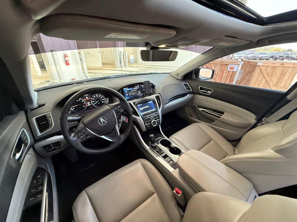 Used 2018 Acura TLX image 17