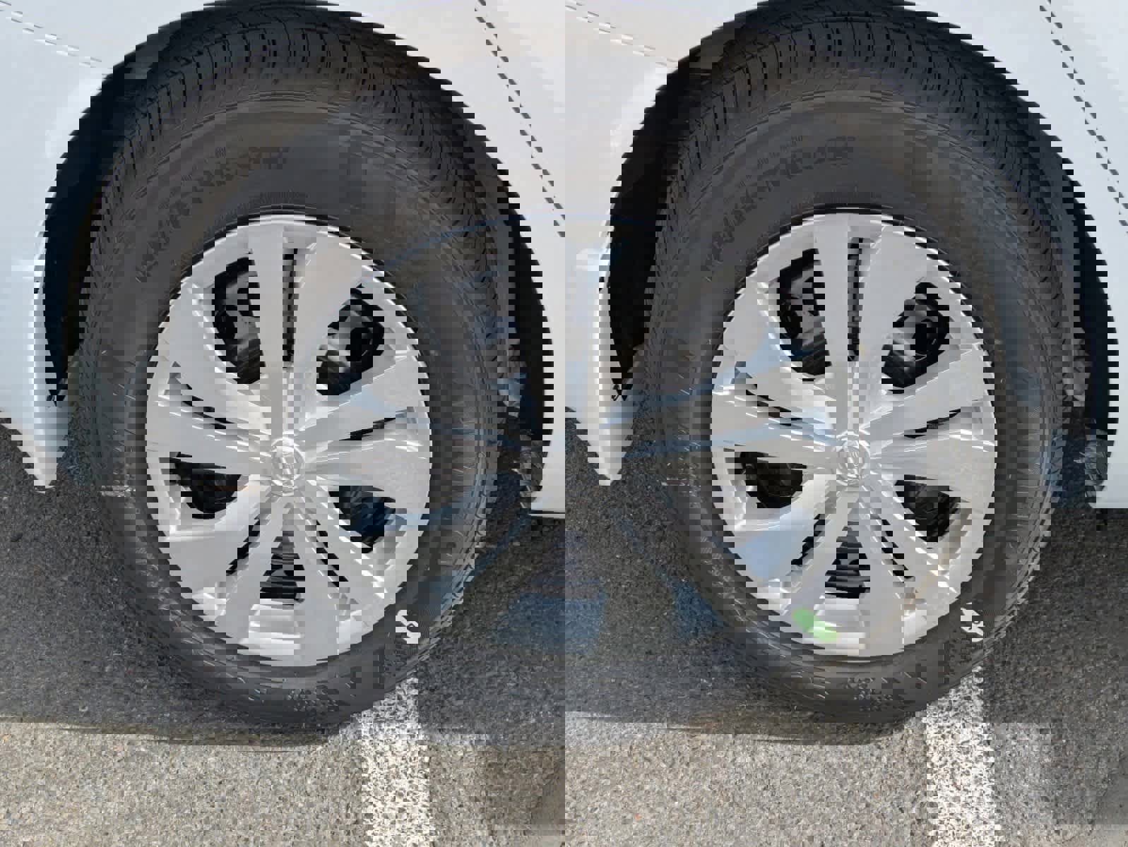 New 2025 Nissan Versa S w/ Trunk Package image 10