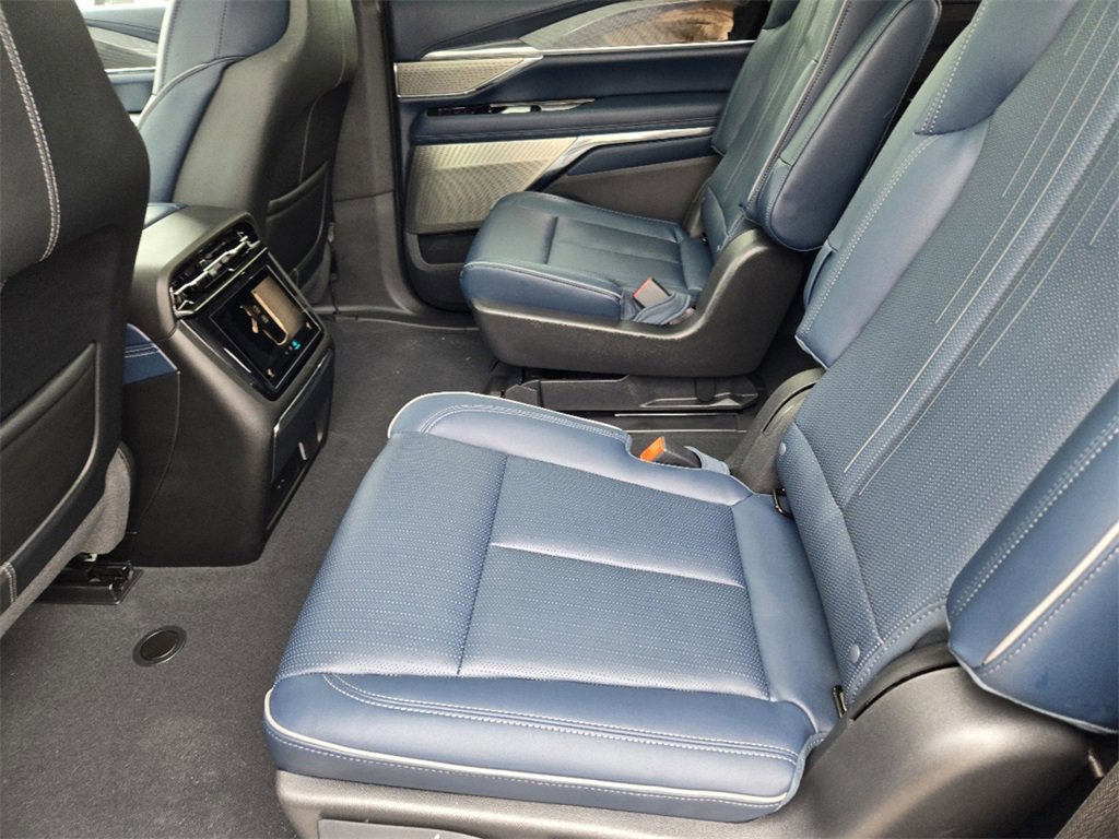 New 2025 Cadillac Escalade IQ Sport 2 image 30