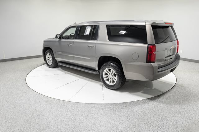 Used 2018 Chevrolet Suburban LS w/ Skid Plate Package AWD/4WD image 31
