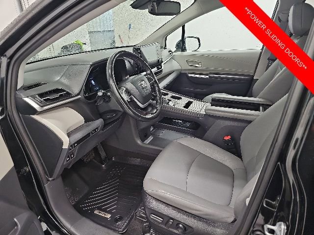 Certified 2023 Toyota Sienna XLE FWD image 14