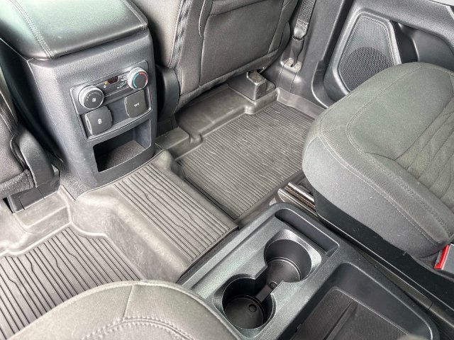 Used 2021 Ford Explorer XLT RWD image 17