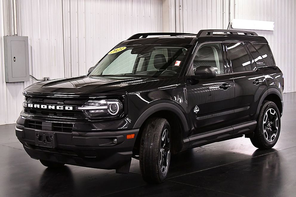 Used 2023 Ford Bronco Sport Outer Banks AWD/4WD image 3