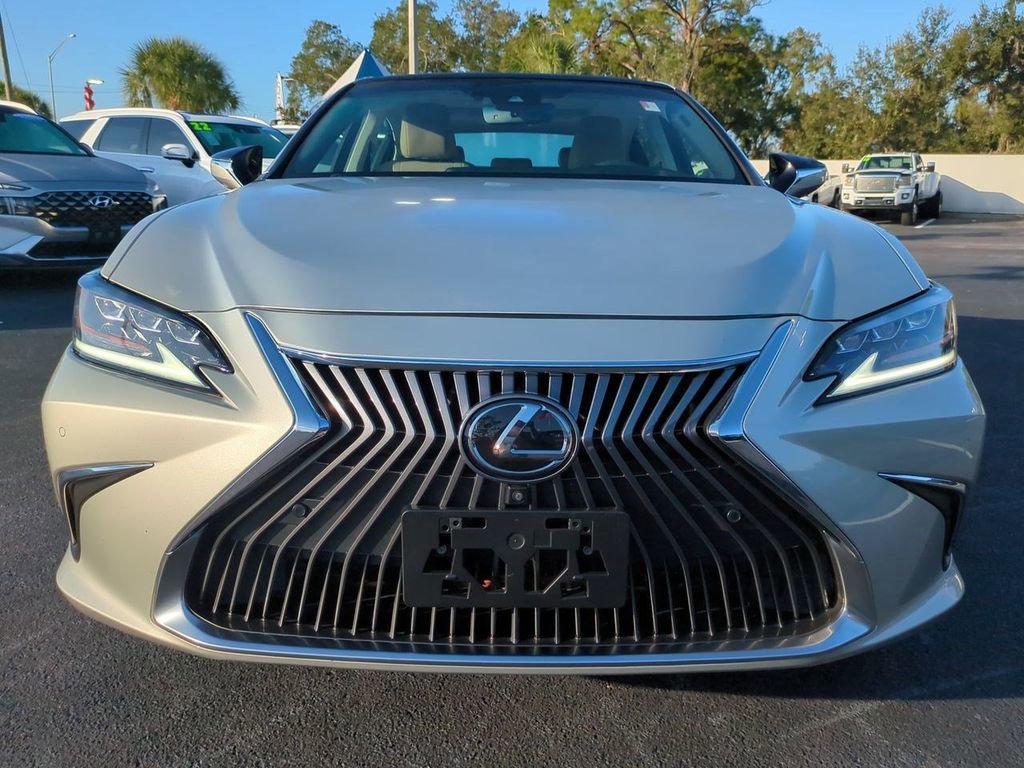Used 2019 Lexus ES 350 Ultra Luxury image 9