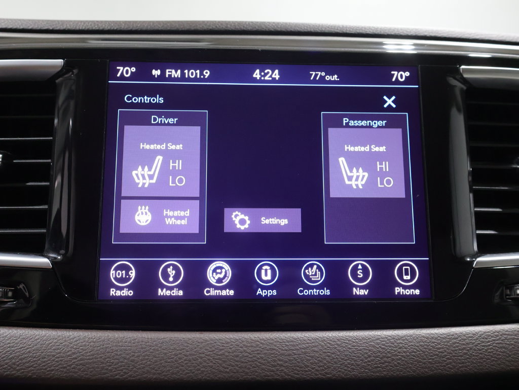Used 2018 Chrysler Pacifica Touring-L Plus FWD image 36