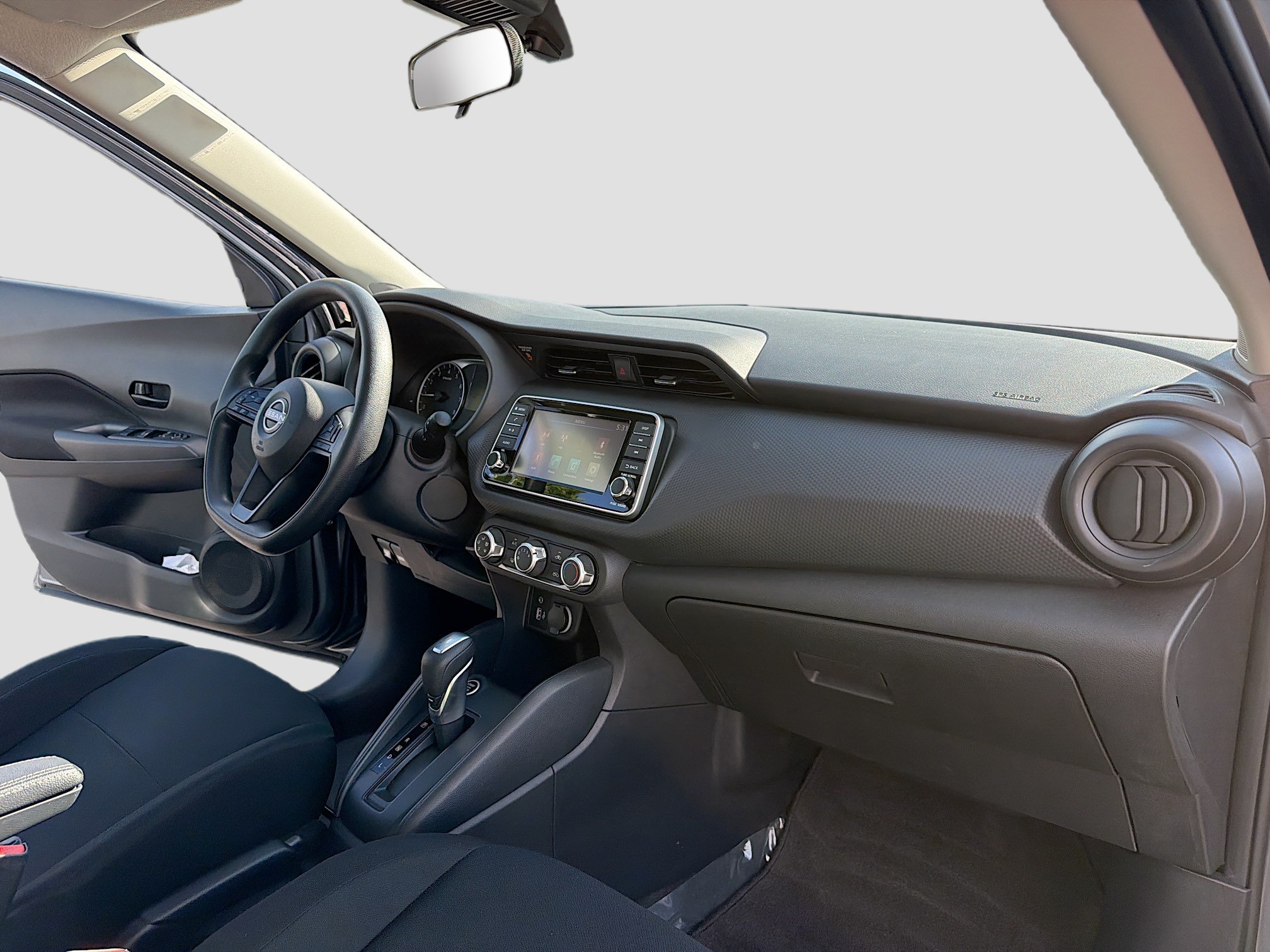 Used 2023 Nissan Kicks S FWD image 5