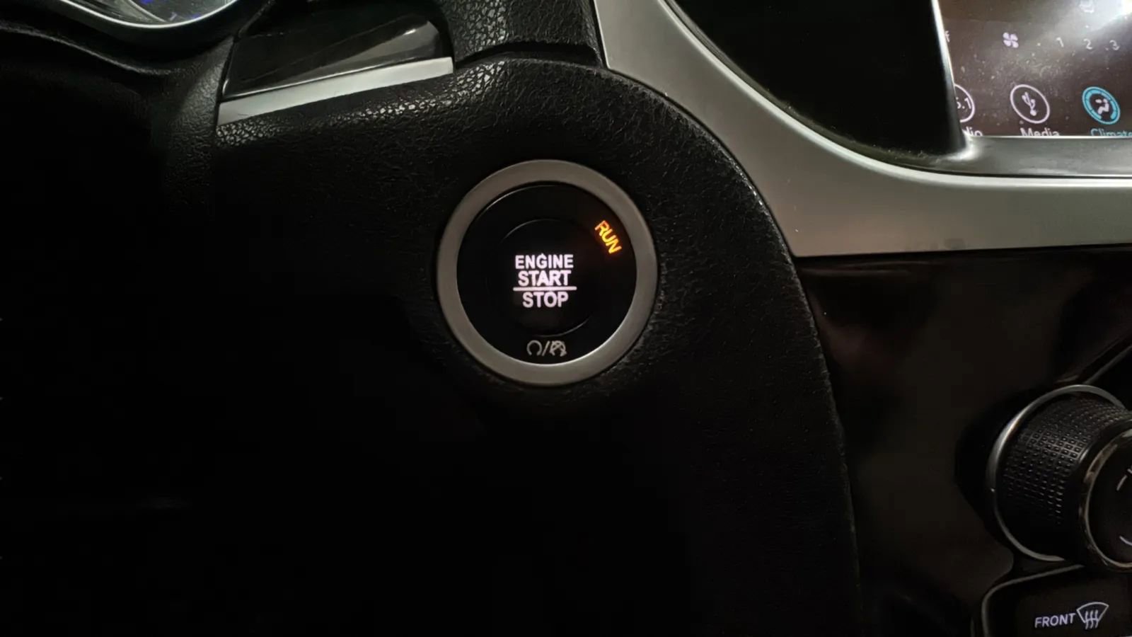 Used 2018 Chrysler 300 Limited w/ Safetytec Plus Group AWD/4WD image 15