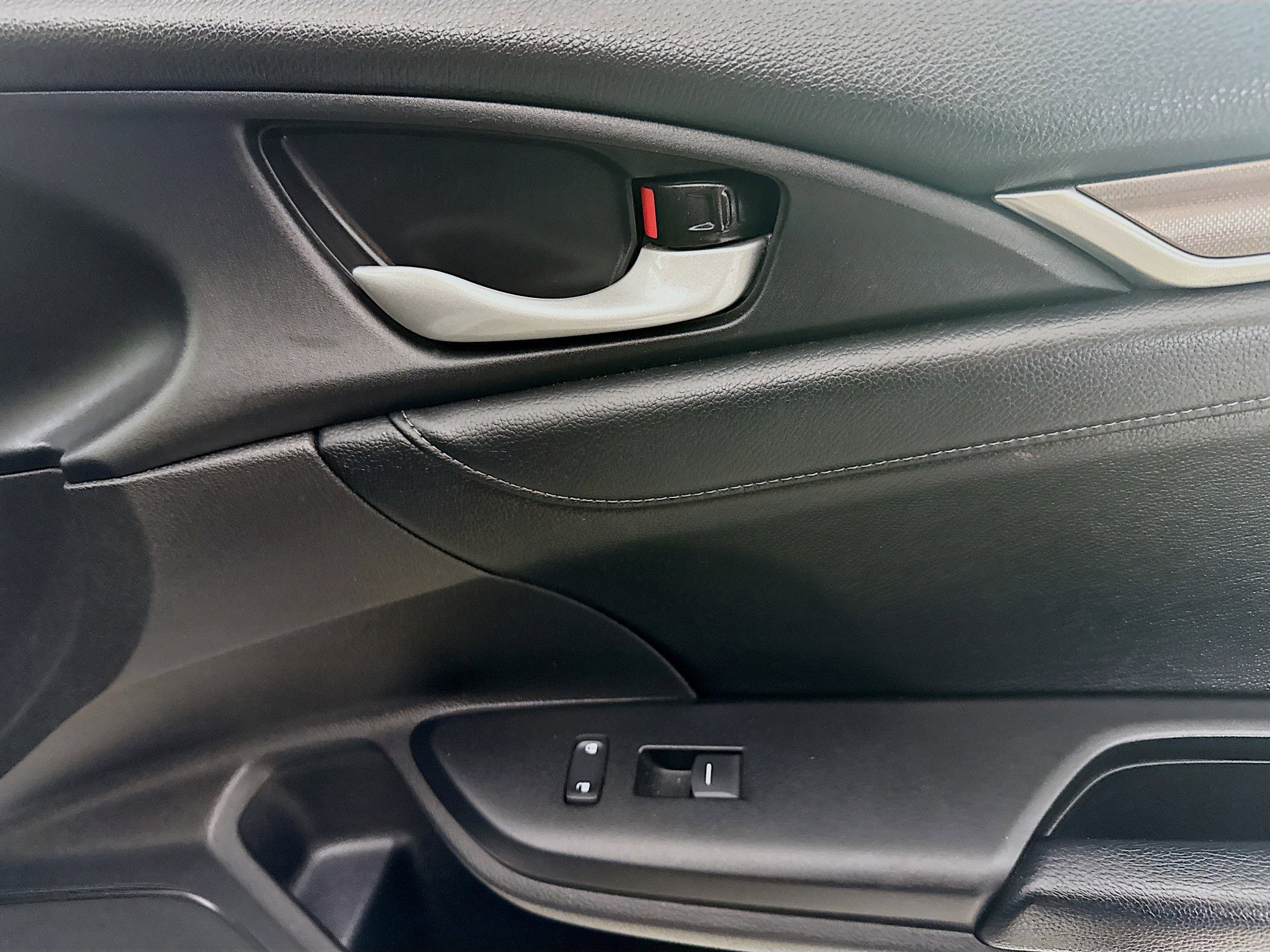 Used 2019 Honda Civic EX-L image 31