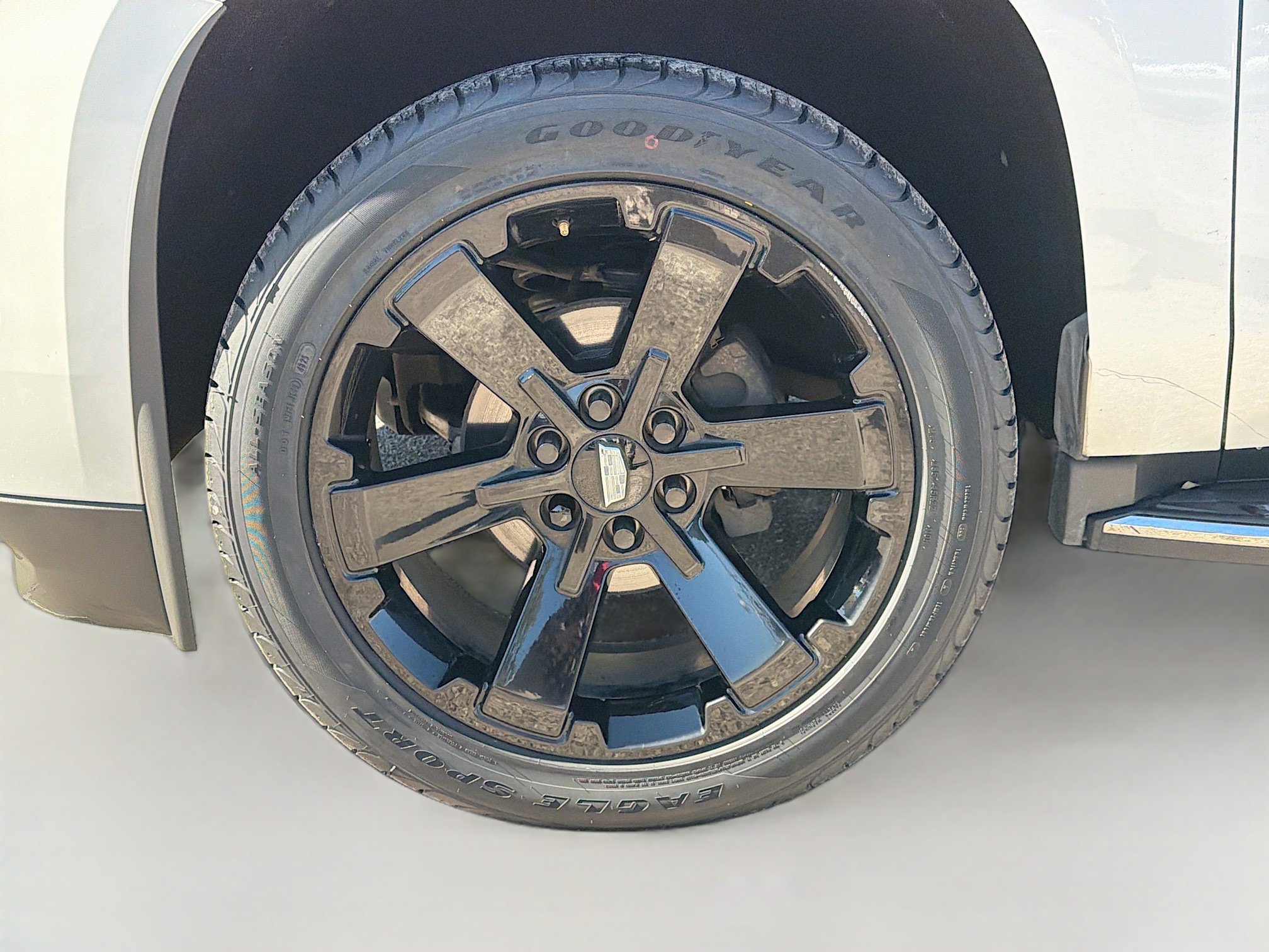 Used 2020 Cadillac Escalade Luxury image 40