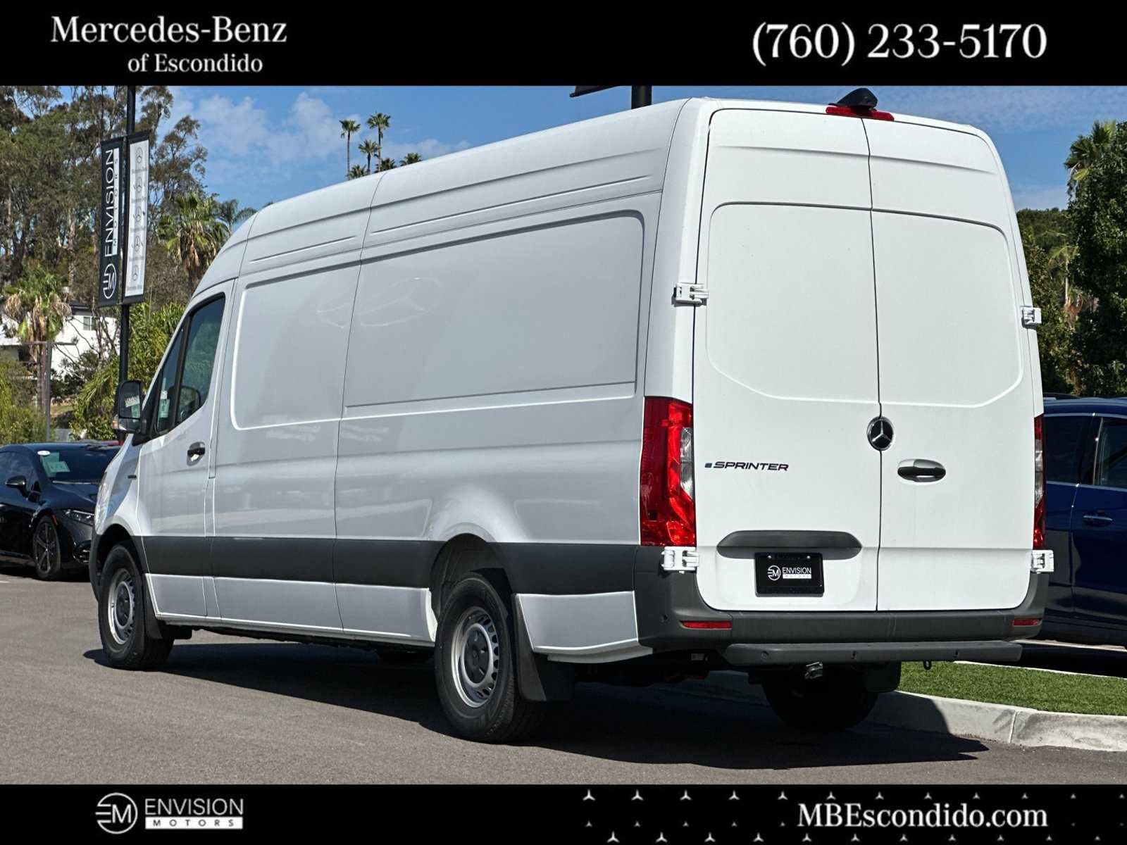 New 2025 Mercedes-Benz eSprinter 170 Cargo image 5