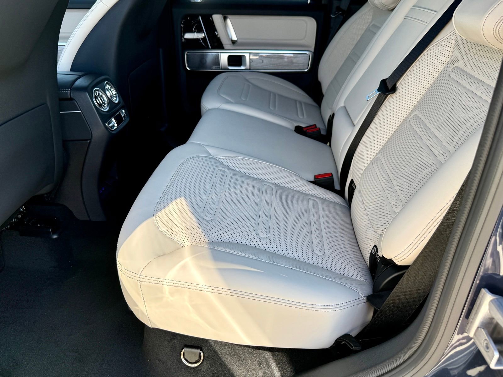 New 2026 Mercedes-Benz G 580 w/ EQ Technology image 29