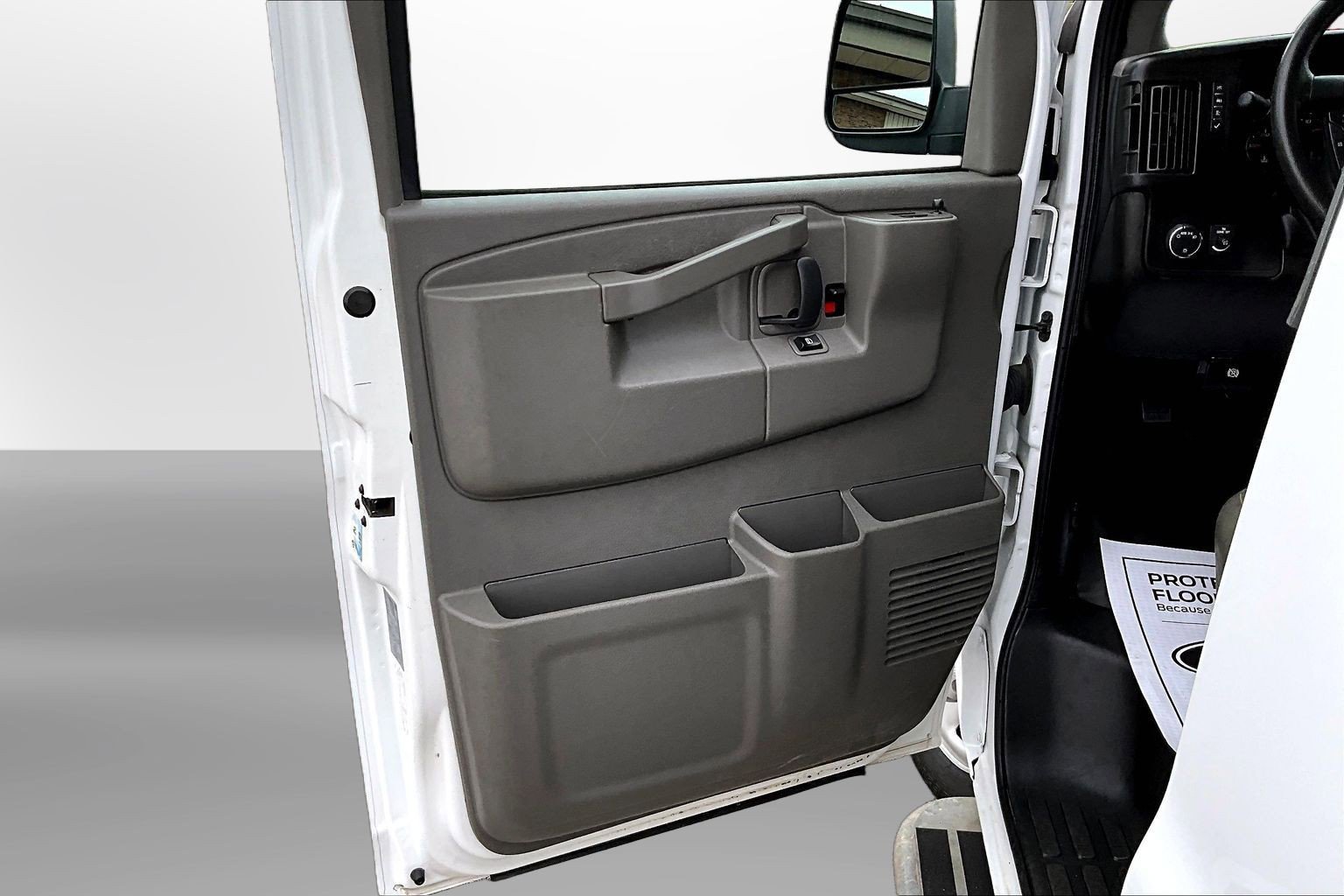 Used 2024 Chevrolet Express 2500 w/ Driver Convenience Package RWD image 23