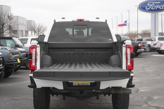 Used 2025 Ford F250 Lariat w/ Lariat Ultimate Package image 31