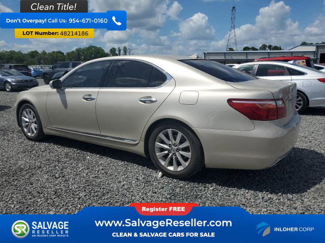 Used 2011 Lexus LS 460 w/ Comfort Pkg image 3