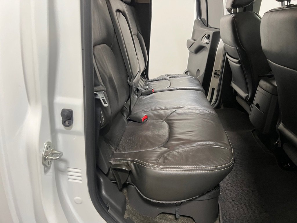 Used 2017 Nissan Frontier PRO-4X w/ Pro-4x Luxury Package image 17