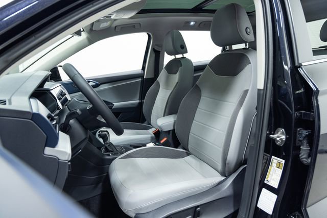 Used 2024 Volkswagen Taos SE image 23