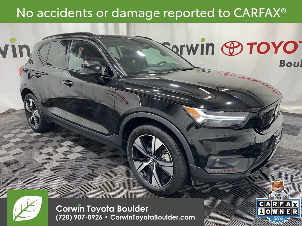 Used 2021 Volvo XC40 P8 Recharge image 1