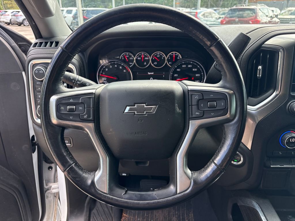 Used 2021 Chevrolet Silverado 1500 LT Trail Boss AWD/4WD image 17