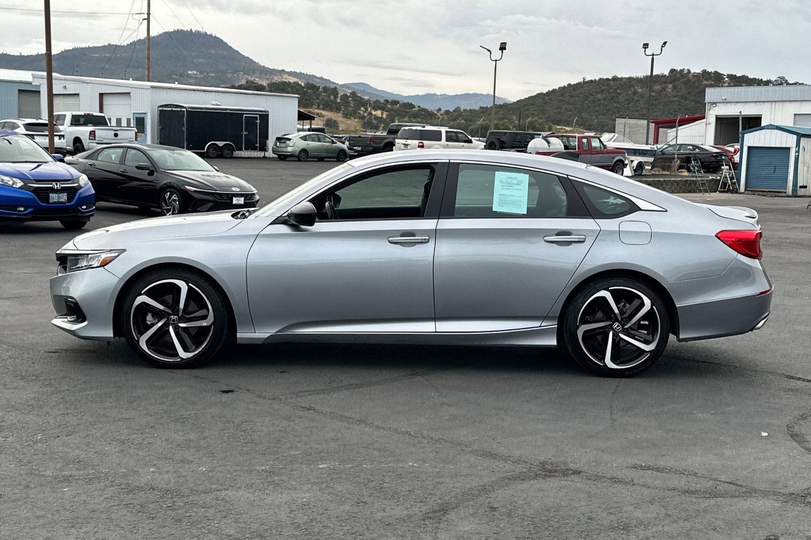 Used 2022 Honda Accord Sport image 8