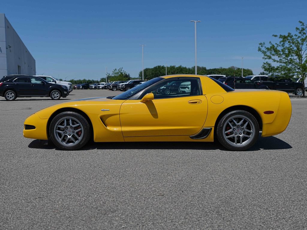 Used 2003 Chevrolet Corvette Z06 w/ Memory Package, 3 Drivers RWD image 11
