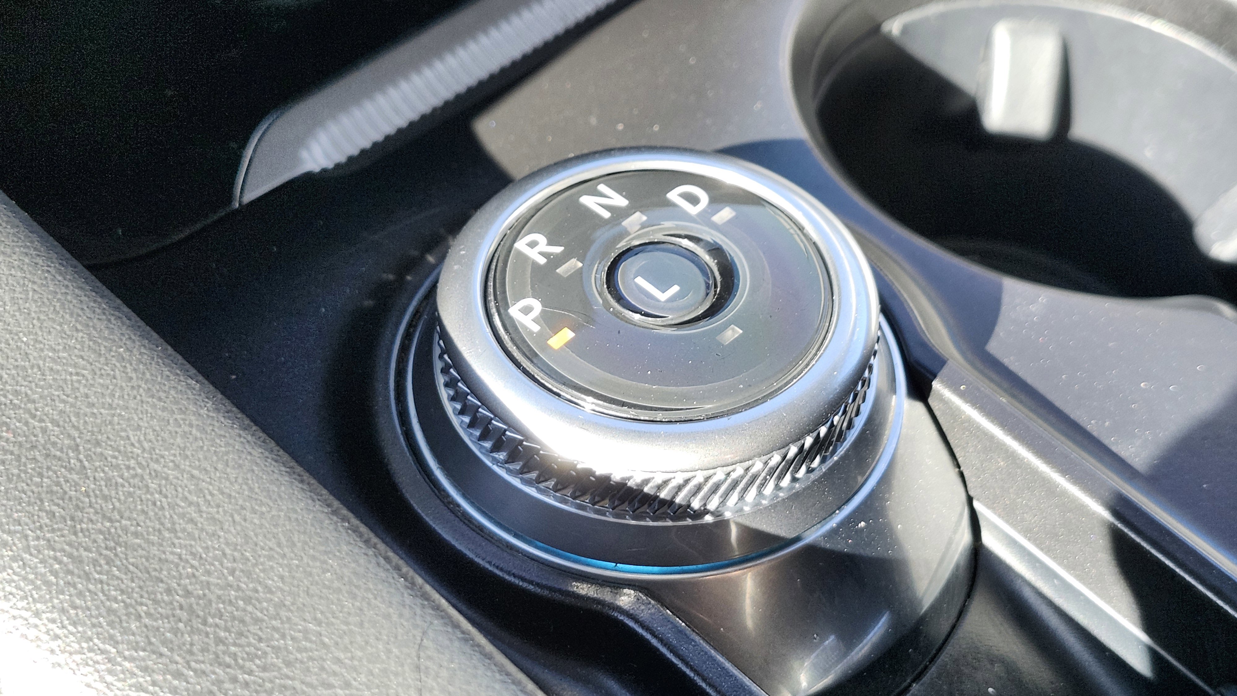 Used 2025 Ford Explorer Active image 32