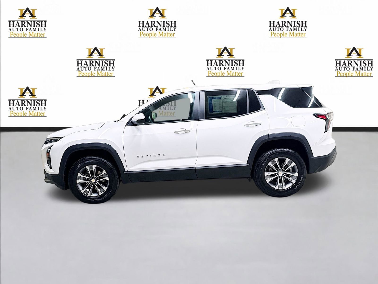 Used 2025 Chevrolet Equinox LT FWD image 9