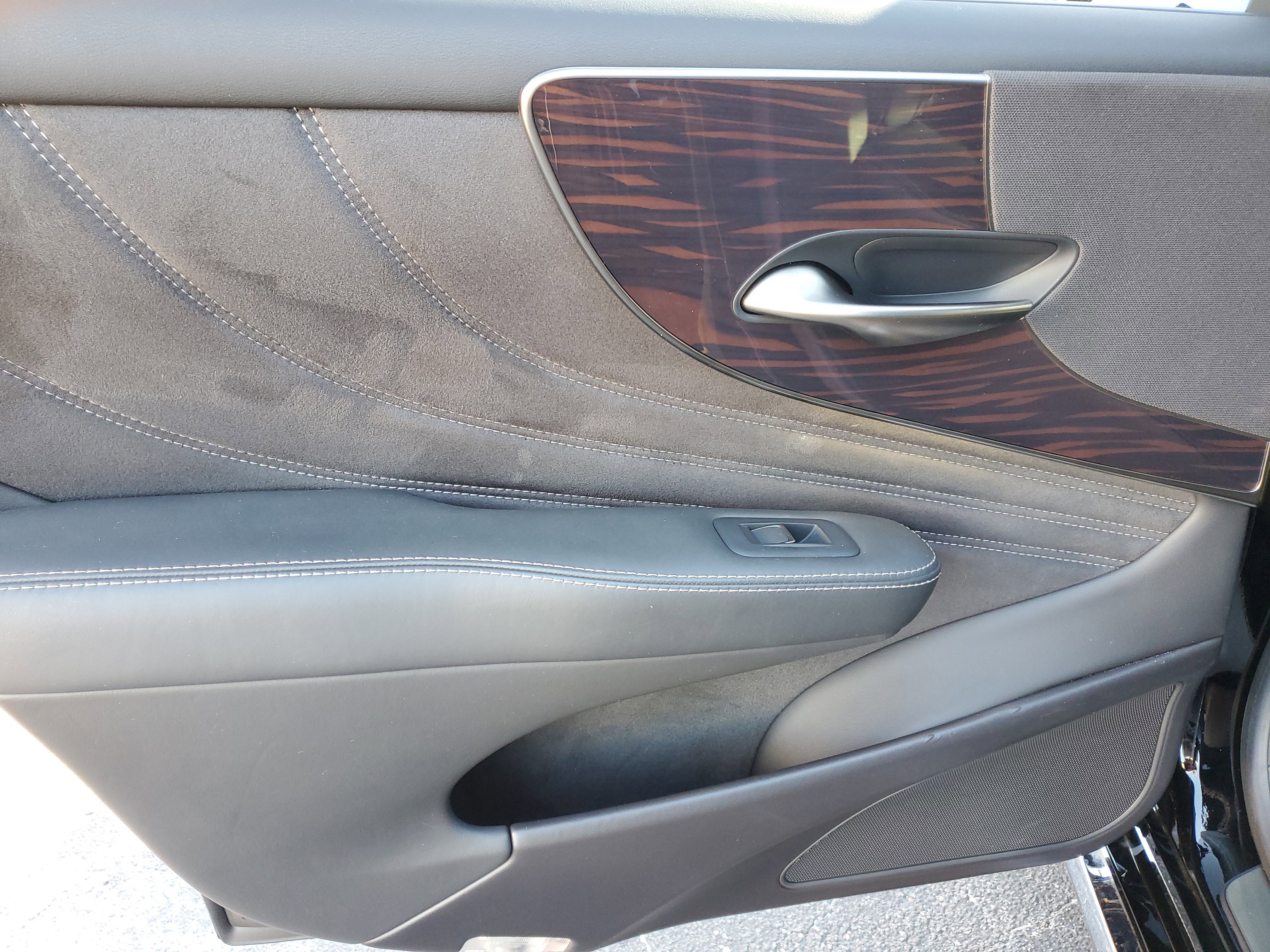 Used 2020 Lexus LS 500 image 11