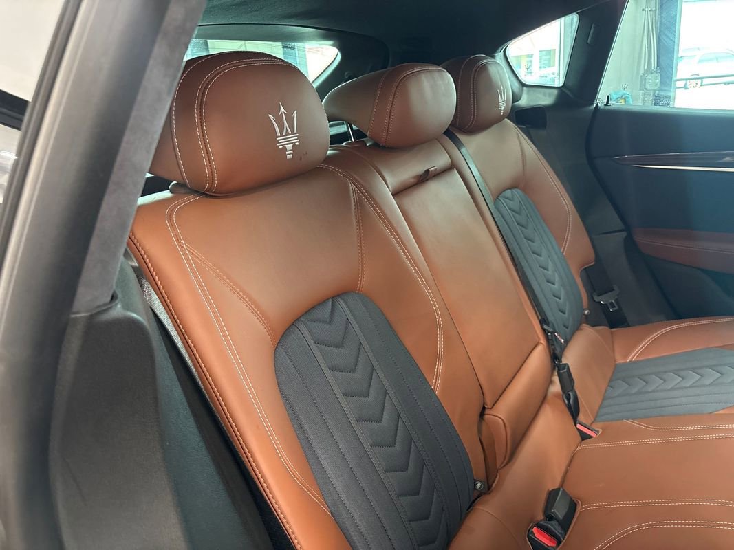 Used 2022 Maserati Levante GT image 46