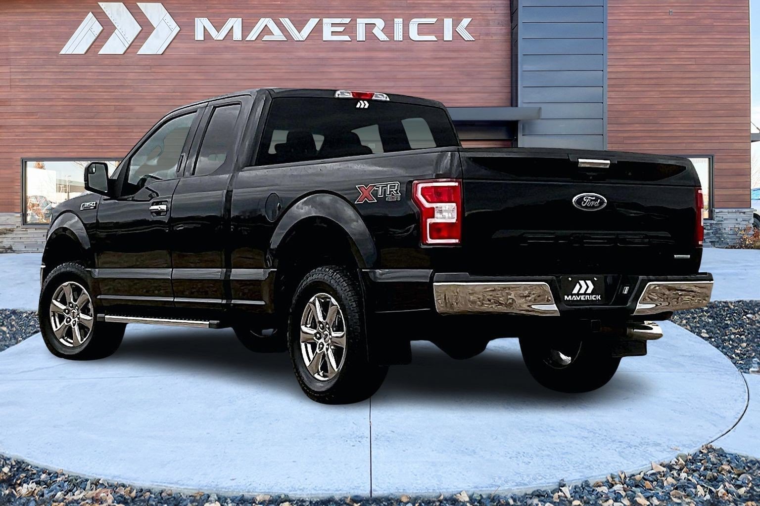 Used 2018 Ford F150 XLT w/ Equipment Group 301A Mid image 4