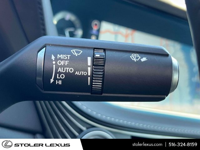 Used 2018 Lexus LS 500 F Sport w/ Accessory Package (Z1) AWD/4WD image 30