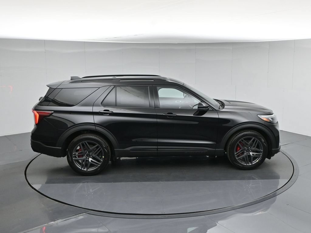 New 2026 Ford Explorer ST RWD image 40