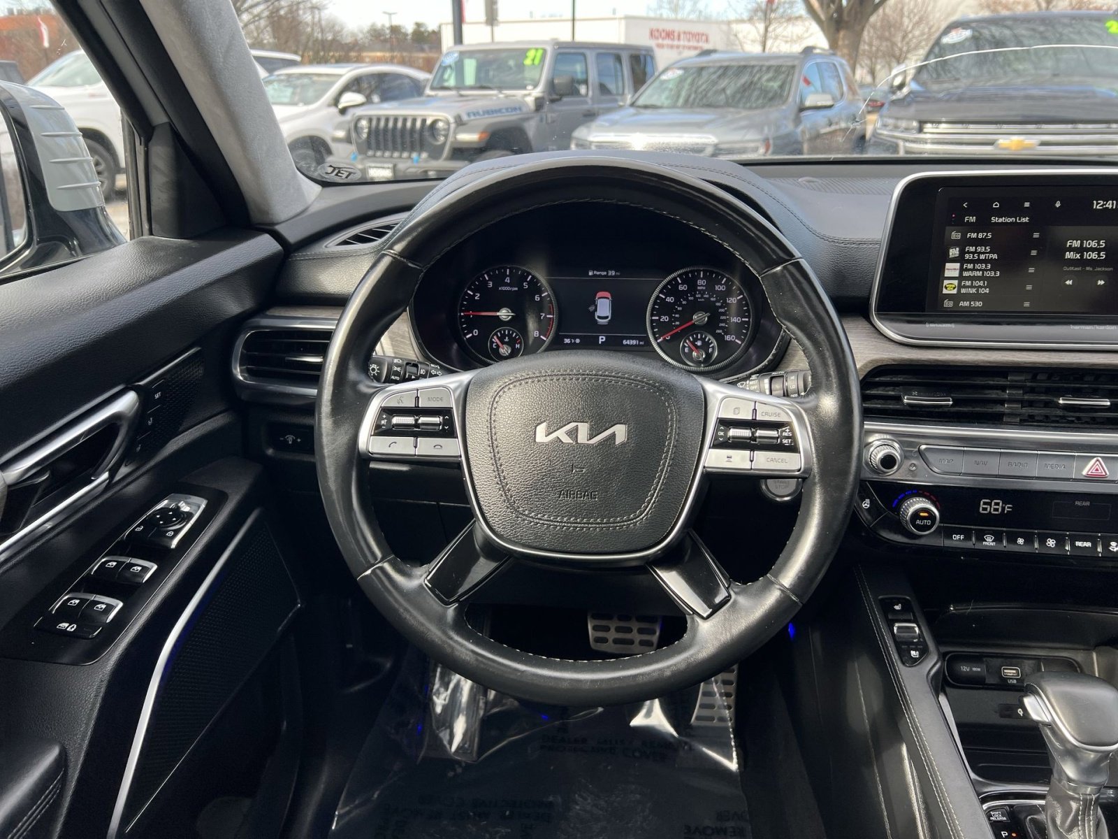 Used 2022 Kia Telluride SX w/ SX Prestige Package image 16