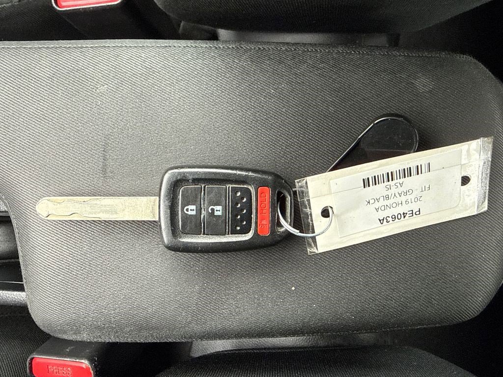 Used 2019 Honda Fit LX image 4