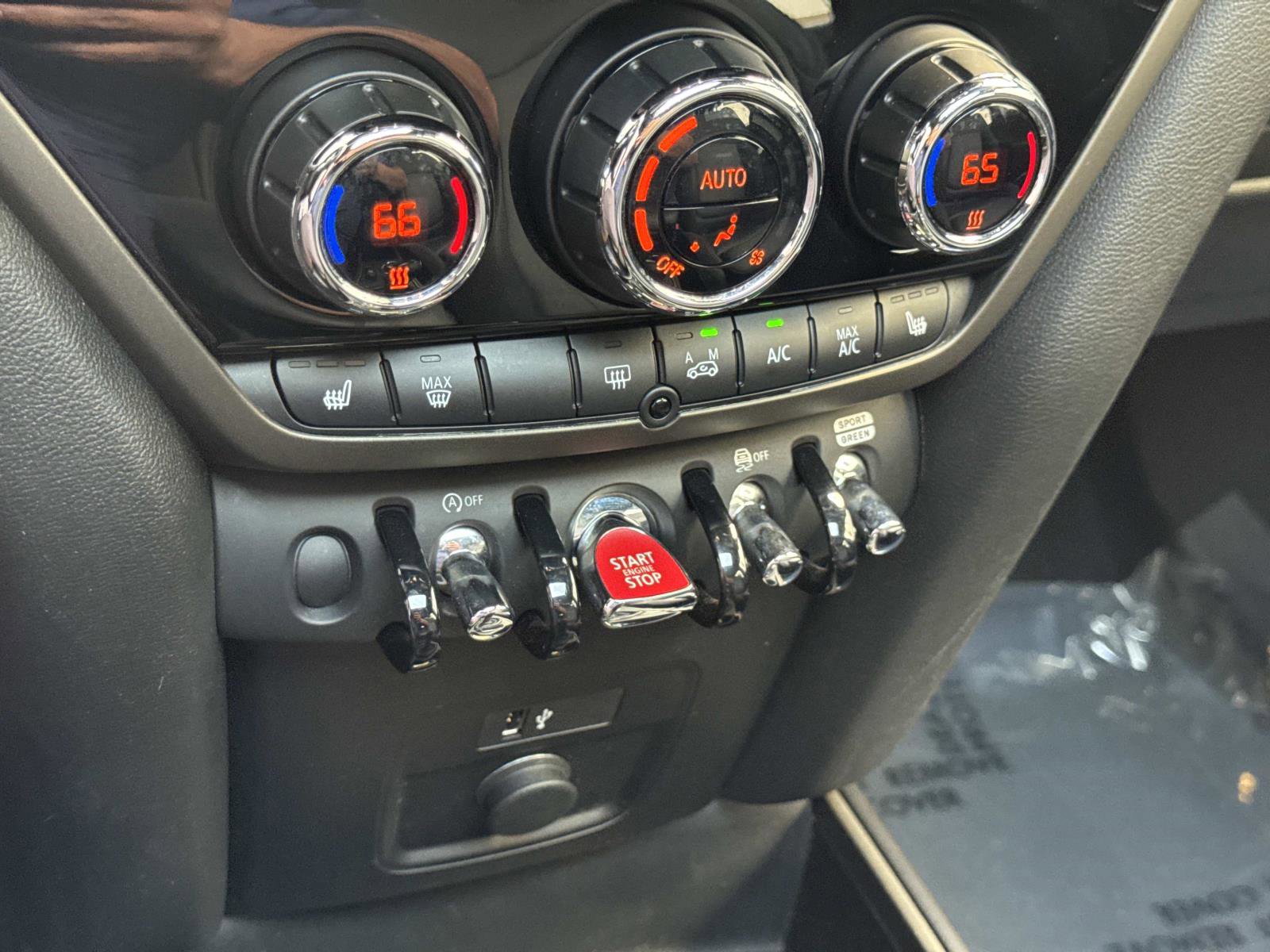 Used 2022 MINI Cooper Countryman S w/ Boardwalk Edition image 24