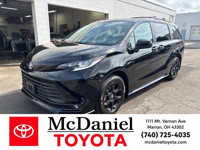 Certified 2025 Toyota Sienna XLE Woodland Edition