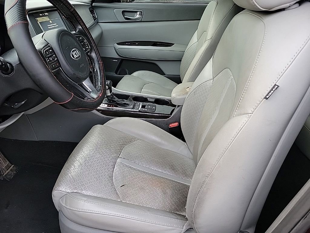 Used 2017 Kia Optima EX w/ Premium Package image 8