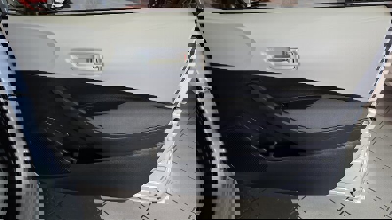 Used 2023 Toyota Corolla LE image 28