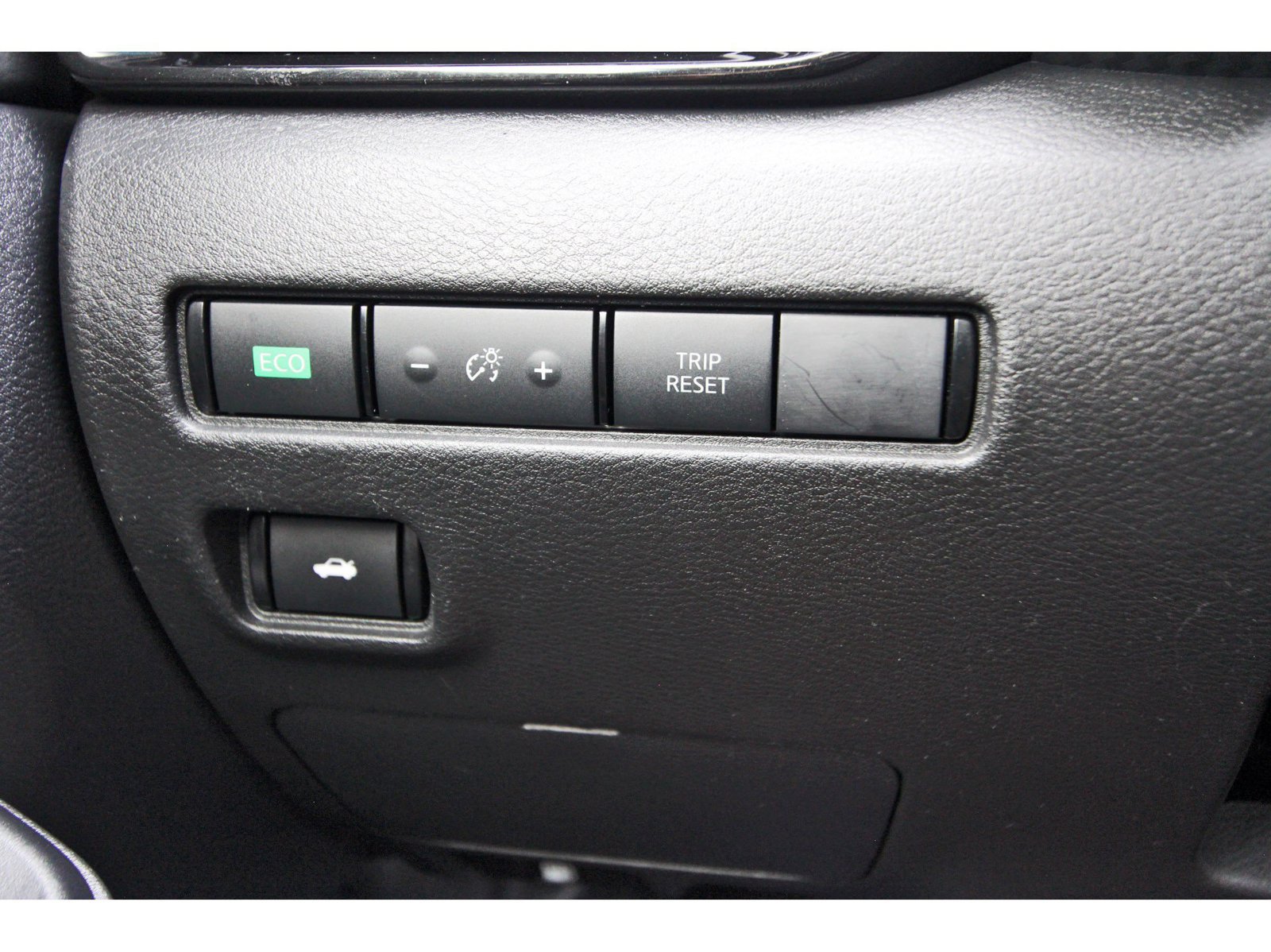 Used 2022 Nissan Sentra SV FWD image 24