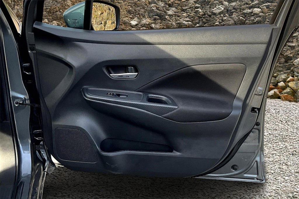 Used 2021 Nissan Versa SV image 22