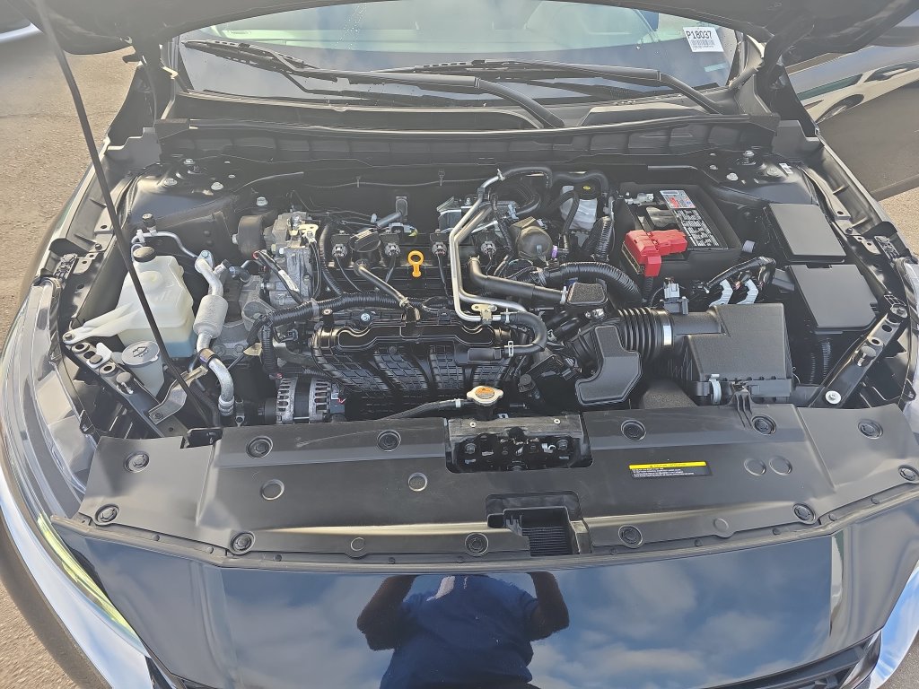 Used 2025 Nissan Altima 2.5 SV FWD image 19