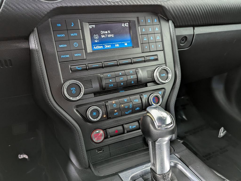 Used 2018 Ford Mustang EcoBoost image 27