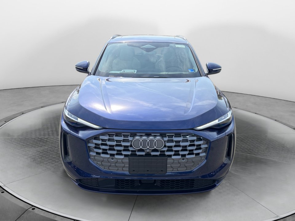 Used 2025 Audi Q5 Prestige AWD/4WD image 2