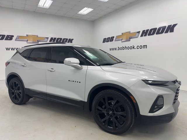 Used 2022 Chevrolet Blazer RS w/ Enhanced Convenience Package image 3