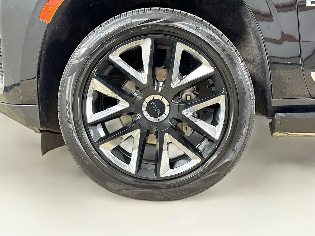 Used 2021 GMC Yukon Denali w/ Denali Premium Package AWD/4WD image 26