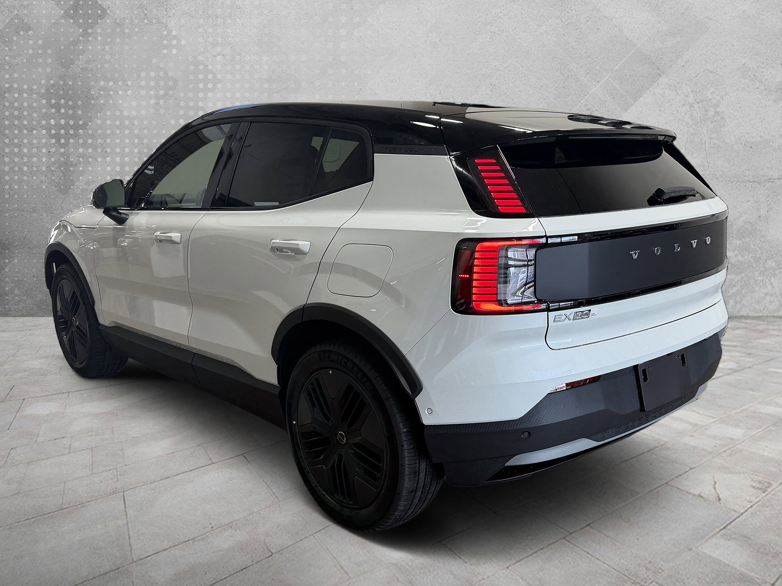 New 2026 Volvo EX30 Cross Country Ultra w/ Protection Package Premier image 5